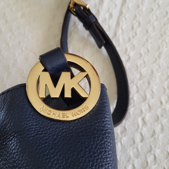 Michael Kors purse - Picture 3 of 4
